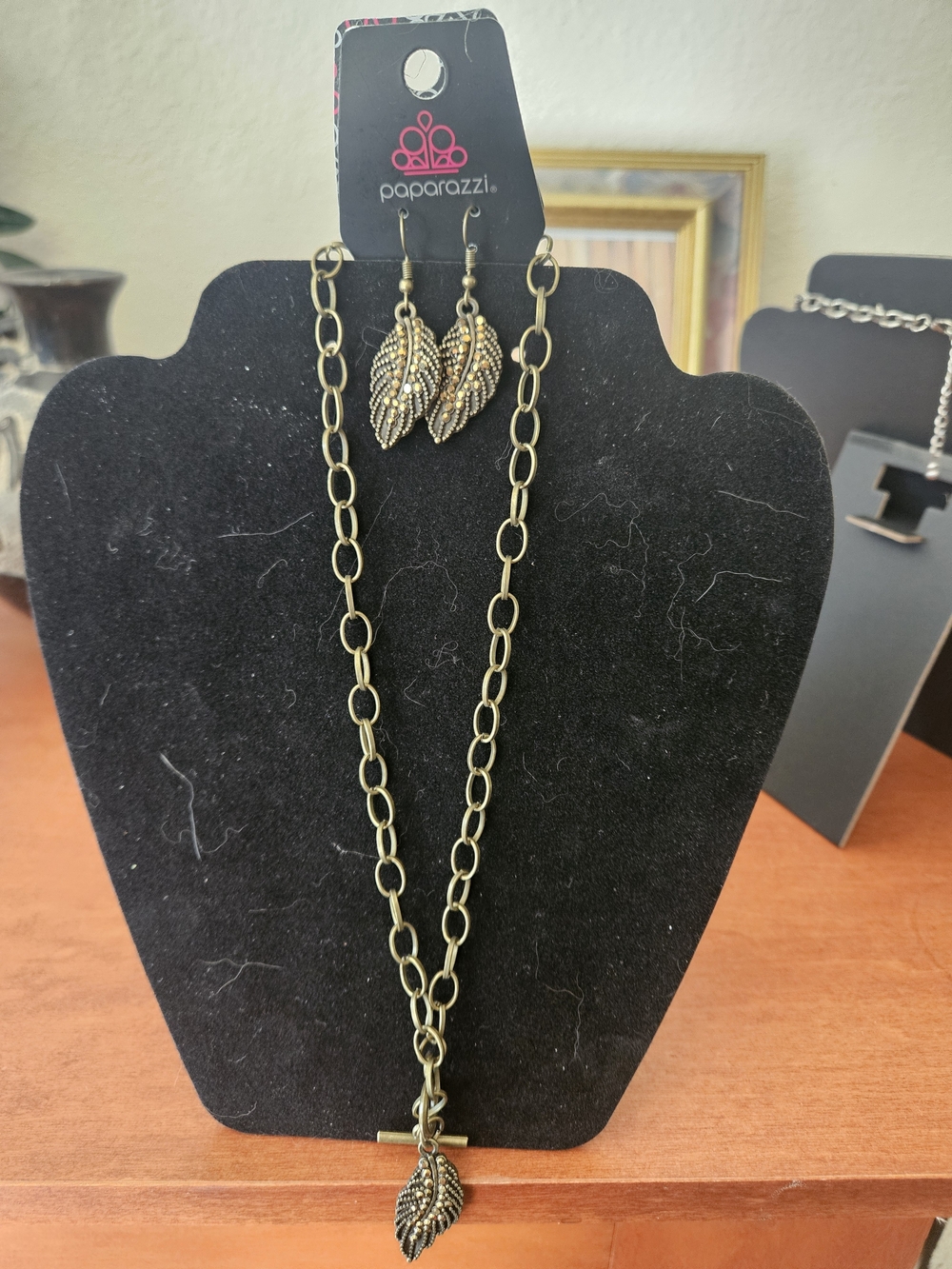 Paparazzi Gold-Tone Leaf Necklace & Earrings Set - Gold